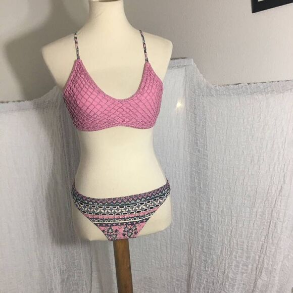 XHILARATION Crochet/Print Two Piece Bikini Size M - Picture 1 of 6